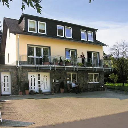 Residenz Moselzauber - Mit Pool Landschaft Ernst