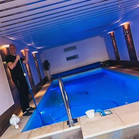 Apartment Residenz Moselzauber - Mit Pool Landschaft Ernst