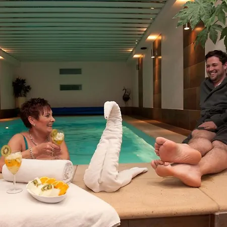 Residenz Moselzauber - Mit Pool Landschaft *
