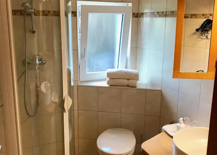 Residenz Moselzauber - Mit Pool Landschaft Ernst