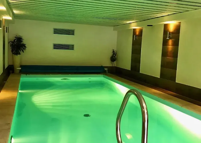 Residenz Moselzauber - Mit Pool Landschaft