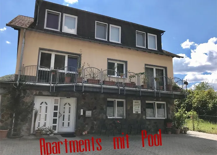 Residenz Moselzauber - Mit Pool Landschaft